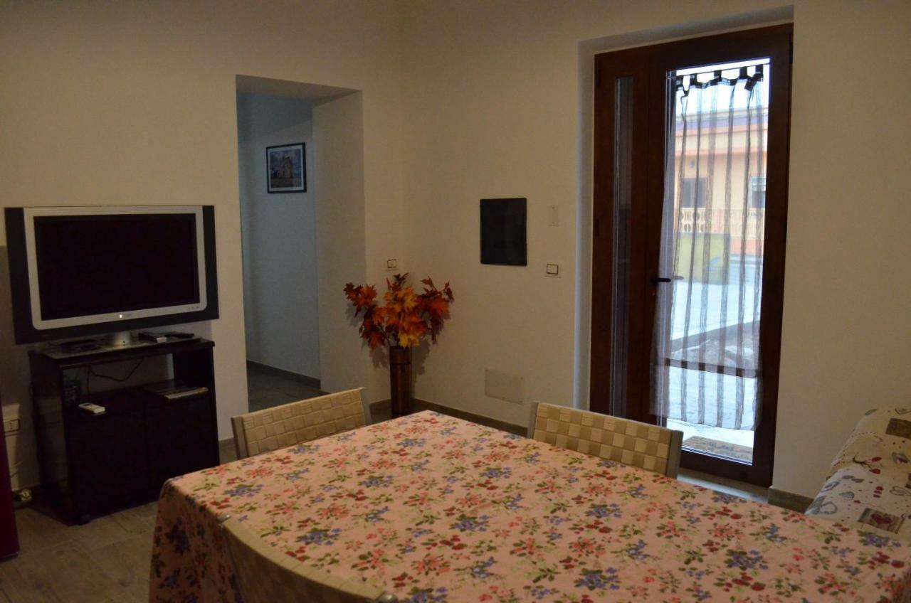 Appartamento Vacanza Da Luisa San Giovanni Suergiu Ngoại thất bức ảnh